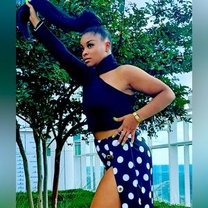 OORLEWENDE FASHIONS CUSTOM MADE OPEN LEG PANT AND BLOUSE!